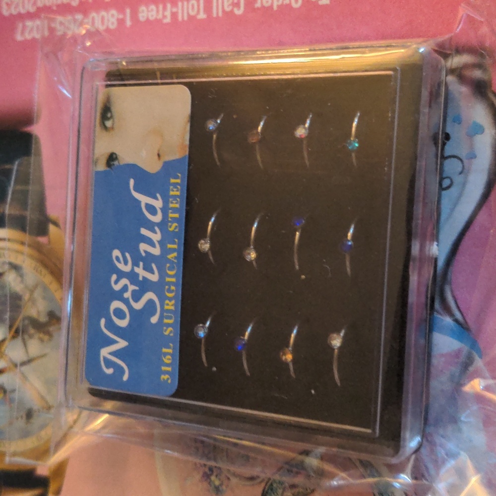 18pcs Nose Studs NWT Surgical Steel Nose Hoop Nose Ring Gems Assorted Adjustable